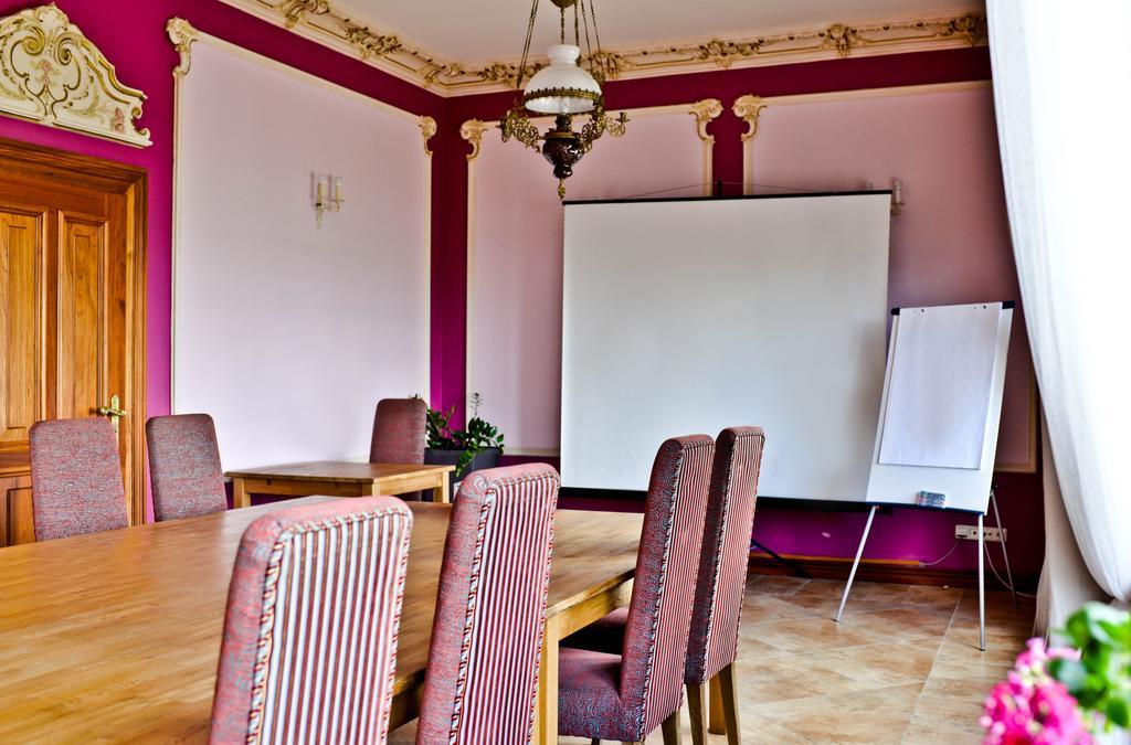 Hotel Sportwerk Tyniec Maly Esterno foto